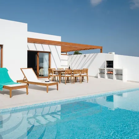 Villa Yaiza - Vipvipvillas
